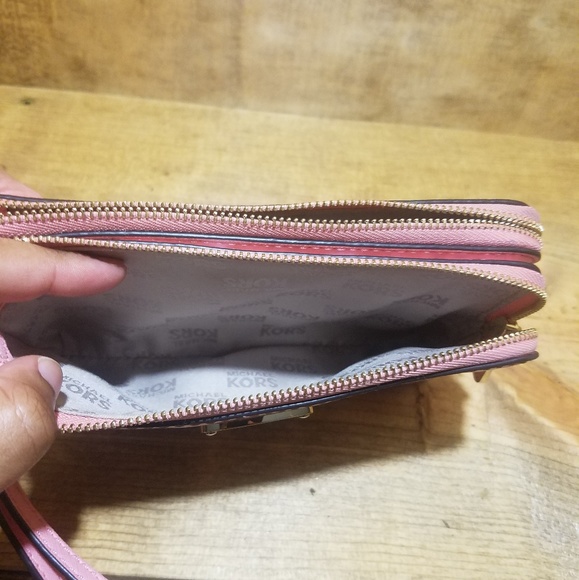 Pink Floral Michael Kors Wristlet - Picture 6 of 6